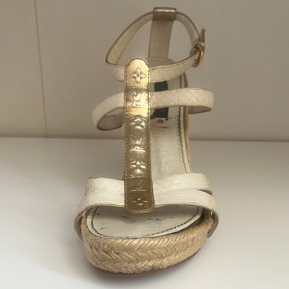 Louis Vuitton Authentic Monogram Wedge Heels 36 (6) white & gold - Picture 10 of 16